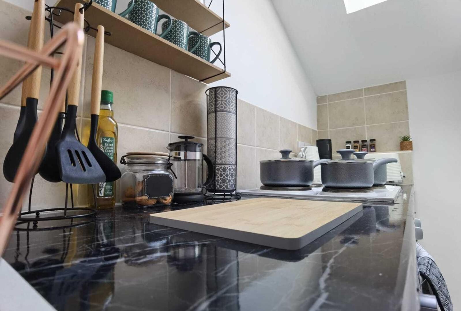 Apartamento Raleigh Ff&Tf - 1 Bed Georgian Flat In The Centre Of Exeter, Free Parking With Wifi Exterior foto